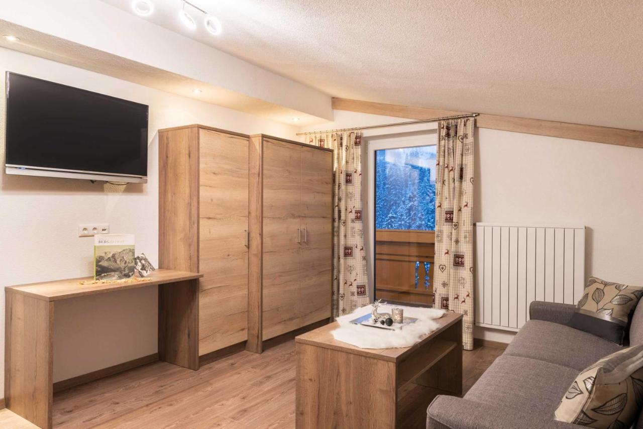 Bergspitz Luxury Appartement Warth  Exteriör bild