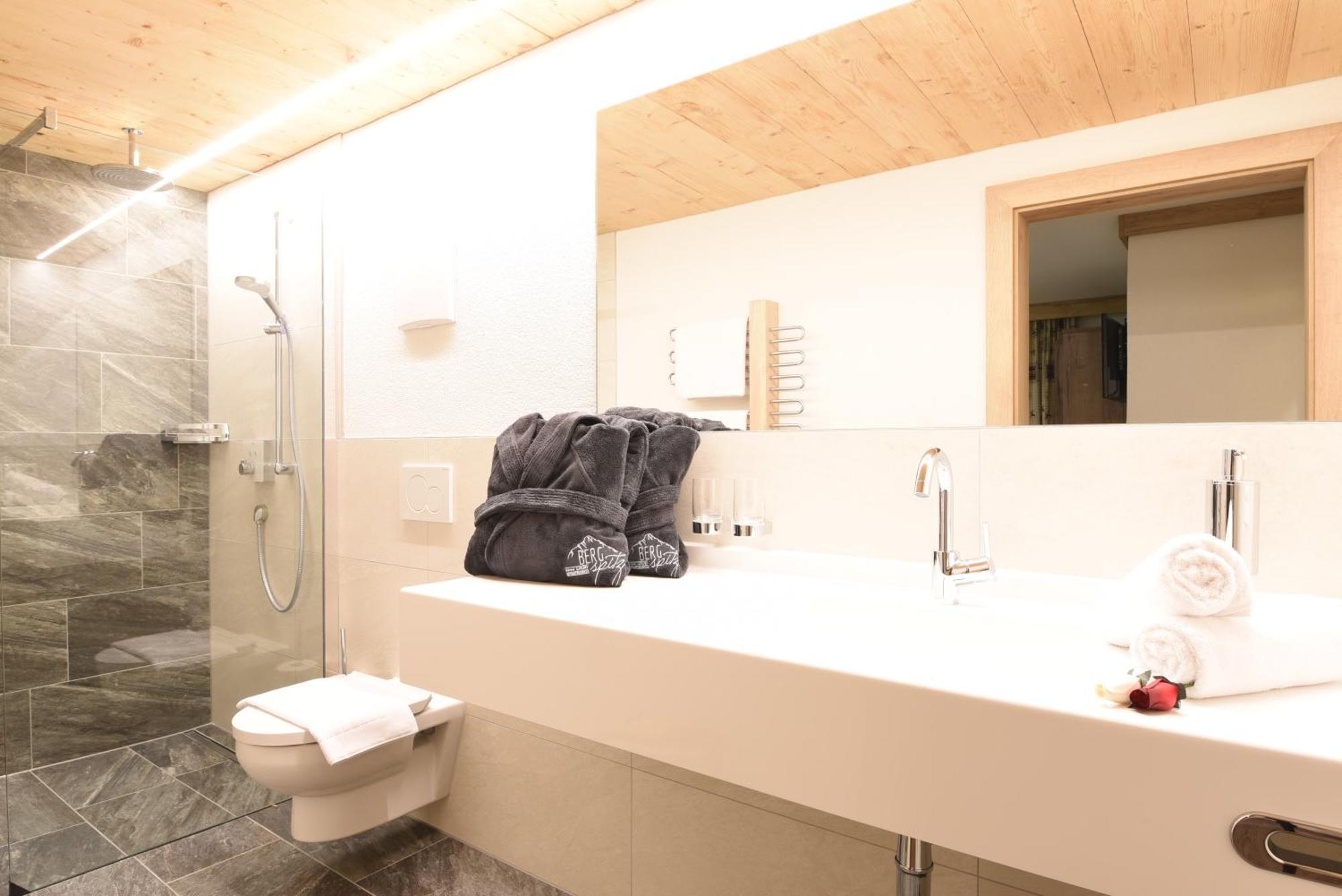 Bergspitz Luxury Appartement Warth  Exteriör bild